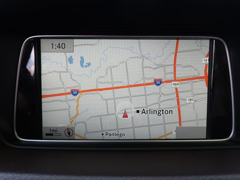 Used 2014 Mercedes-Benz E 550 4MATIC Sedan image 18