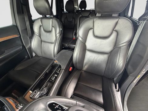 Used 2017 Volvo XC90 T6 Inscription w/ Vision Package AWD/4WD image 13