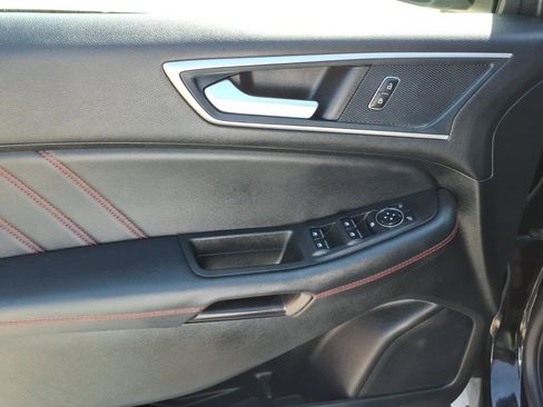 Used 2024 Ford Edge ST-Line image 13