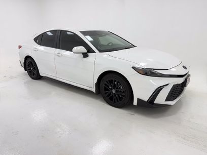 Used 2026 Toyota Camry SE w/ Convenience Package