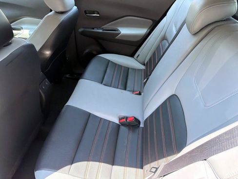 Used 2023 Nissan Kicks SR w/ SR Premium Package FWD image 6