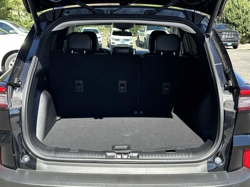 Used 2024 Ford Escape SE image 19