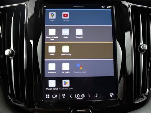 New 2025 Volvo XC60 T8 Plus w/ Protection Package Premier image 27