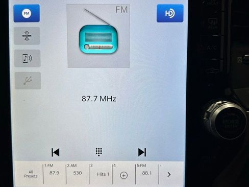 Used 2024 RAM 2500 Laramie image 29