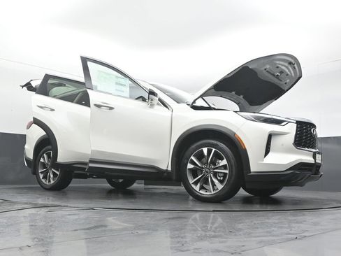 Certified 2025 INFINITI QX60 Luxe image 53