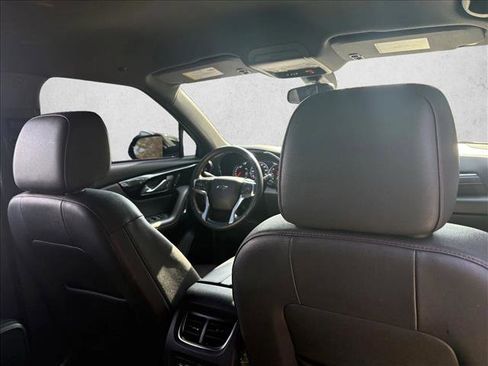 Used 2022 Chevrolet Blazer RS w/ Enhanced Convenience Package image 18