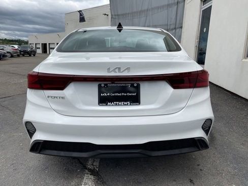 Certified 2023 Kia Forte LXS FWD image 4