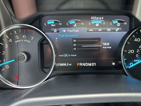 Used 2016 Ford F150 Lariat w/ Equipment Group 502A Luxury AWD/4WD image 5