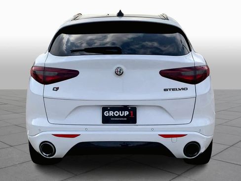 Used 2021 Alfa Romeo Stelvio Ti w/ Nero Edizione image 4