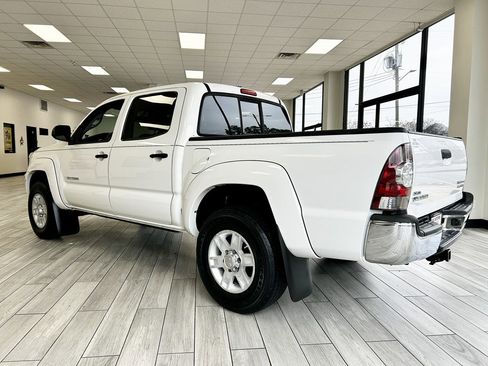 Used 2012 Toyota Tacoma PreRunner image 7