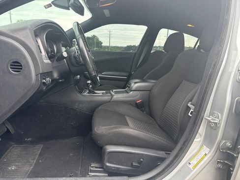 Used 2020 Dodge Charger R/T RWD image 6