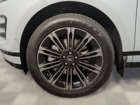 Used 2026 Land Rover Range Rover Evoque Dynamic SE image 10