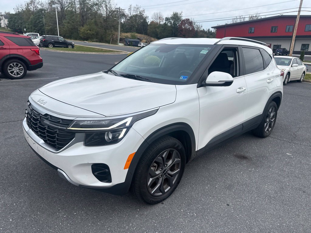 Used 2024 Kia Seltos S AWD/4WD image 7