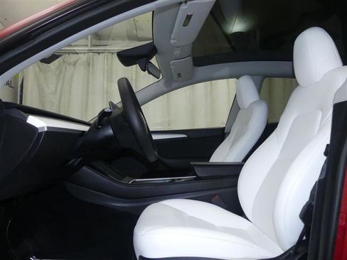 Used 2023 Tesla Model Y Long Range image 21