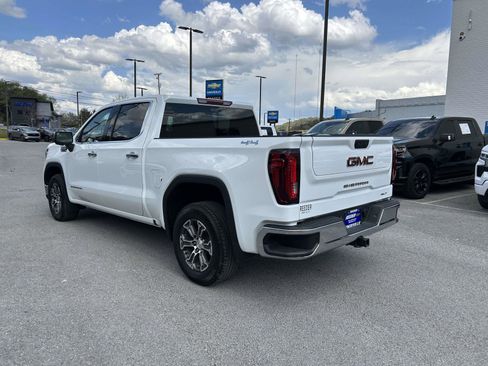 Used 2025 GMC Sierra 1500 SLT image 5