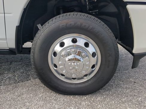 Used 2025 RAM 3500 Laramie image 9