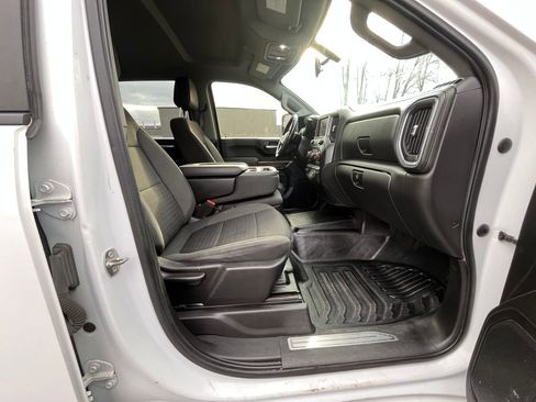 Used 2022 Chevrolet Silverado 2500 LT w/ Convenience Package image 21