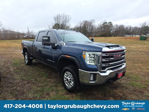 Used 2021 GMC Sierra 2500 SLE w/ SLE Value Package; image 1