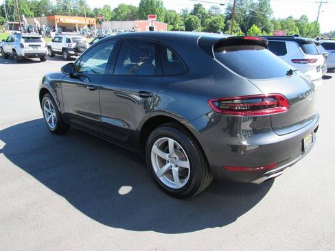 Used 2018 Porsche Macan AWD/4WD image 7