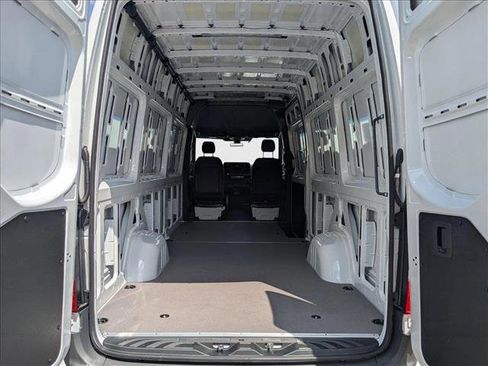 New 2025 Mercedes-Benz Sprinter 2500 image 15
