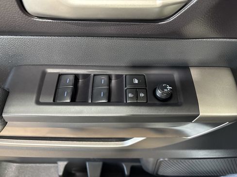 Used 2024 Toyota Tundra SR5 AWD/4WD image 13