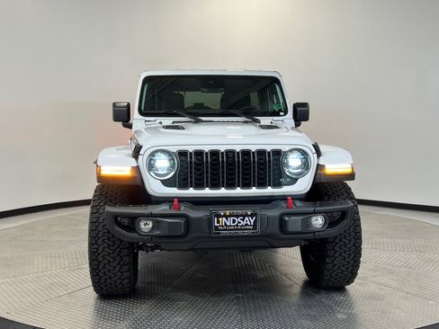 Certified 2024 Jeep Wrangler Unlimited Rubicon image 2
