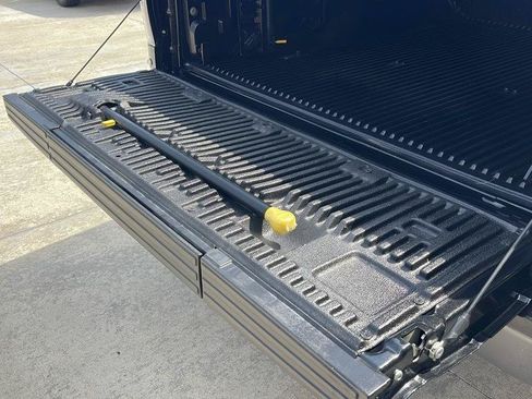 Used 2010 Ford F150 Raptor AWD/4WD image 56