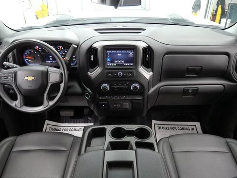 Used 2025 Chevrolet Silverado 3500 W/T AWD/4WD image 21