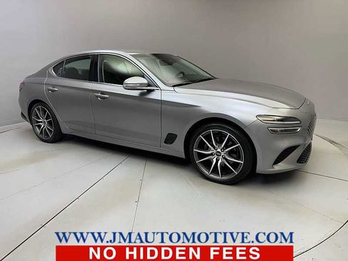 Used 2023 Genesis G70 2.0T AWD/4WD image 7