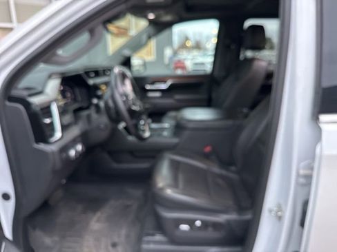 Used 2023 GMC Sierra 1500 Denali w/ Denali Reserve Package image 23