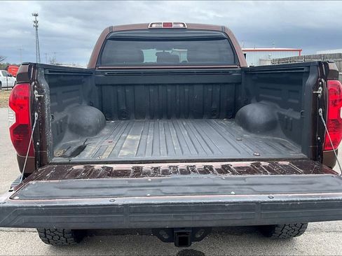 Used 2016 Toyota Tundra Limited w/ Limited Premium Package RWD image 30