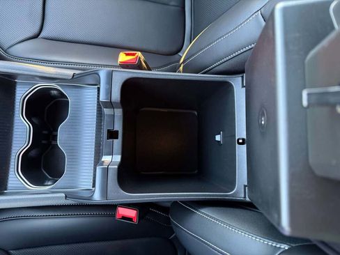 New 2025 Jeep Grand Cherokee L Limited w/ Luxury Tech Group II image 30