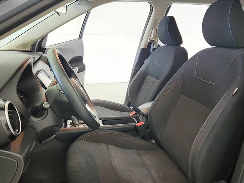 Used 2024 Nissan Kicks SV FWD image 28