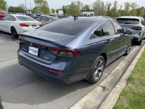 Used 2025 Honda Accord EX-L image 10