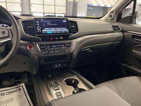 Used 2025 Honda Ridgeline RTL image 23