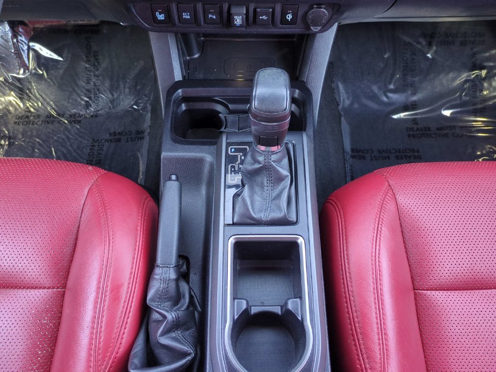 Used 2020 Toyota Tacoma TRD Sport w/ Technology Package RWD image 17