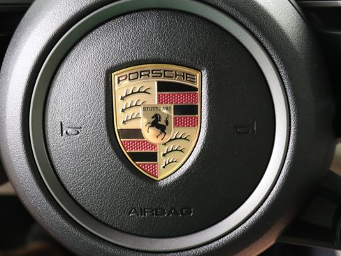 Used 2025 Porsche Taycan image 42