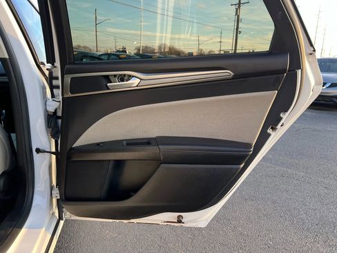 Used 2018 Ford Fusion S image 32