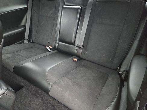 Used 2023 Dodge Challenger GT w/ Plus Package image 31