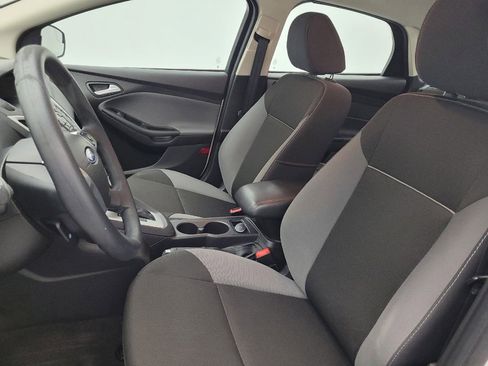 Used 2014 Ford Focus SE FWD image 17