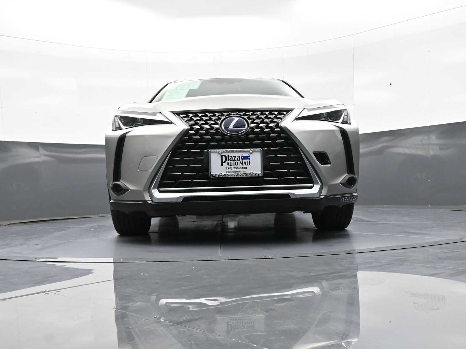 Used 2020 Lexus UX 250h w/ Accessory Package 2 AWD/4WD image 26