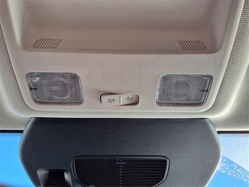 Used 2024 Ford Escape SE image 13