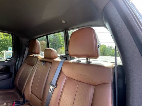 Used 2014 Ford F150 Platinum image 9