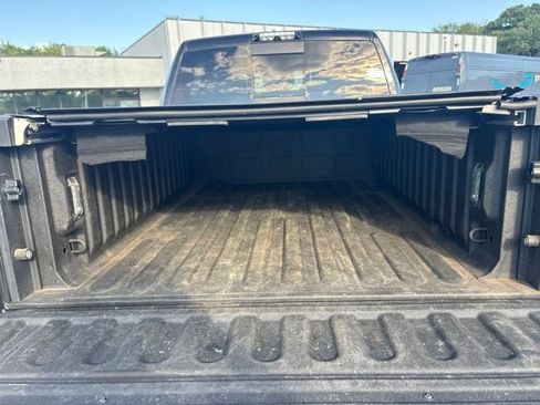 Used 2017 RAM 2500 Limited AWD/4WD image 12