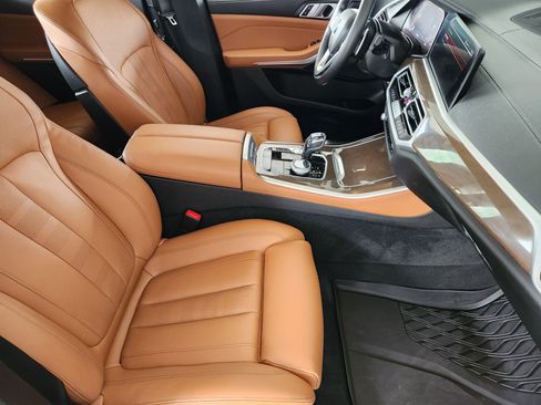 Used 2022 BMW X5 xDrive40i w/ Executive Package AWD/4WD image 15