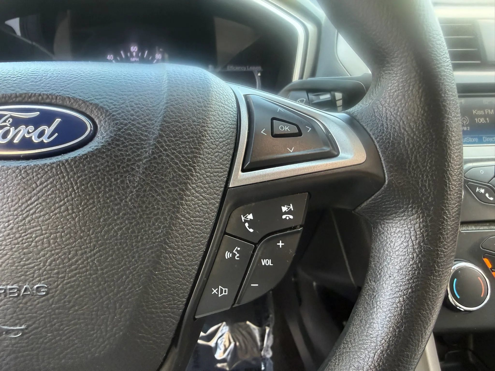 Used 2018 Ford Fusion S FWD image 23