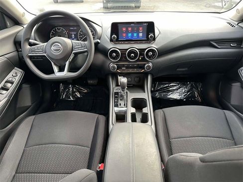 Certified 2024 Nissan Sentra SV w/ SV Premium Package image 11