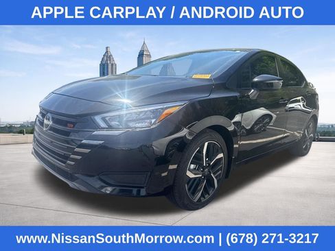 Used 2025 Nissan Versa SR w/ Trunk Package image 2