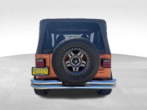 Used 2002 Jeep Wrangler X AWD/4WD image 4