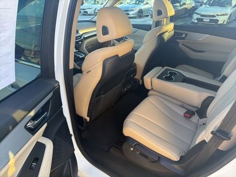 Used 2023 Acura MDX SH-AWD image 22